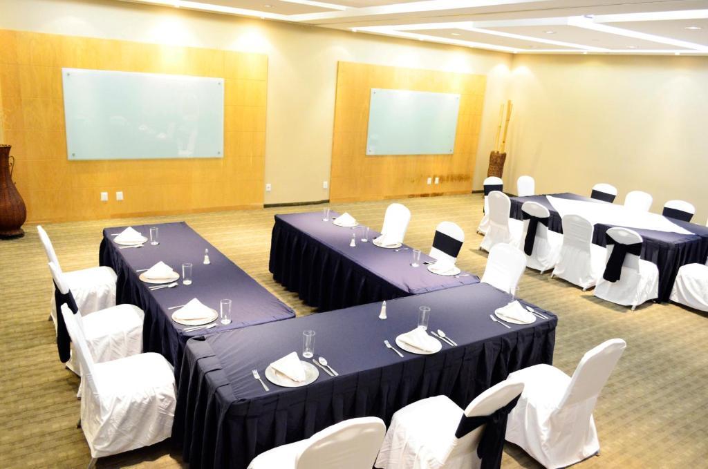 Casa Inn Business Hotel Celaya Exterior foto